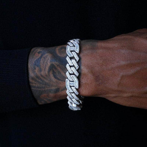 Bracelet gourmette baguette à griffes diamant 12 mm en or blanc