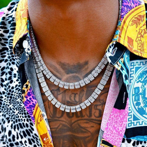 Collier tennis à maillons ovales baguette