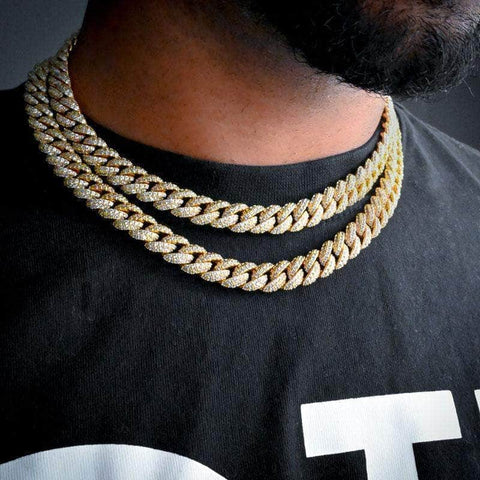 Cuban Link Chain (10mm) in Yellow Gold