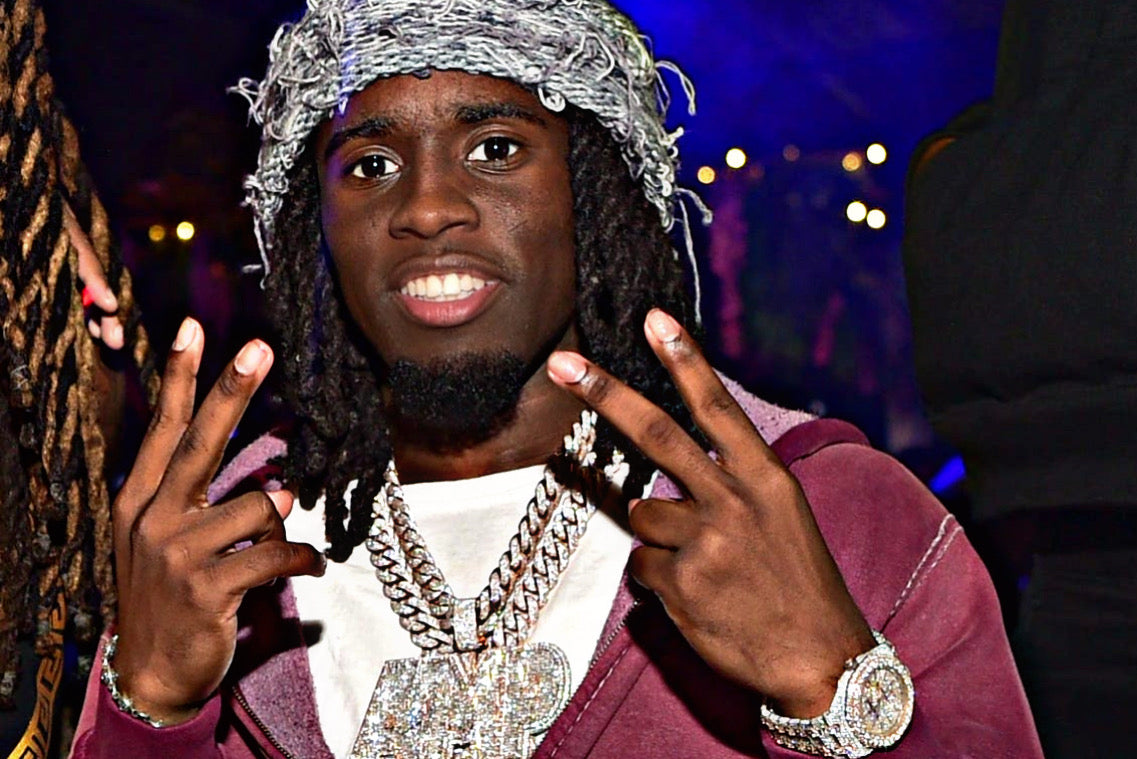 Kai Cenat Unveils Stunning New Chain in Birthday Celebration Gold Pr