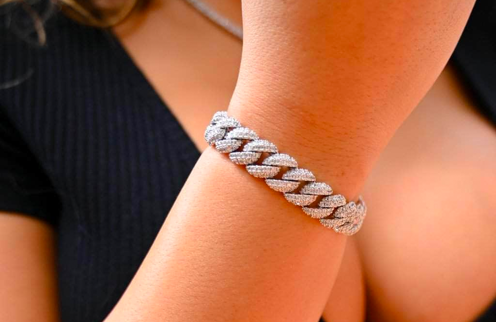 womens 10mm diamond cuban link bracelet in white gold