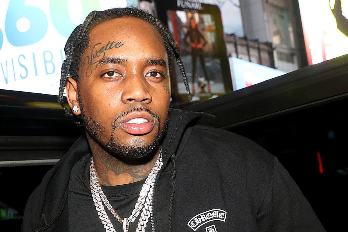 Fivio Foreign Celebrates “God Is Good” After Dropping $200k On New Chain | Gold Presidents