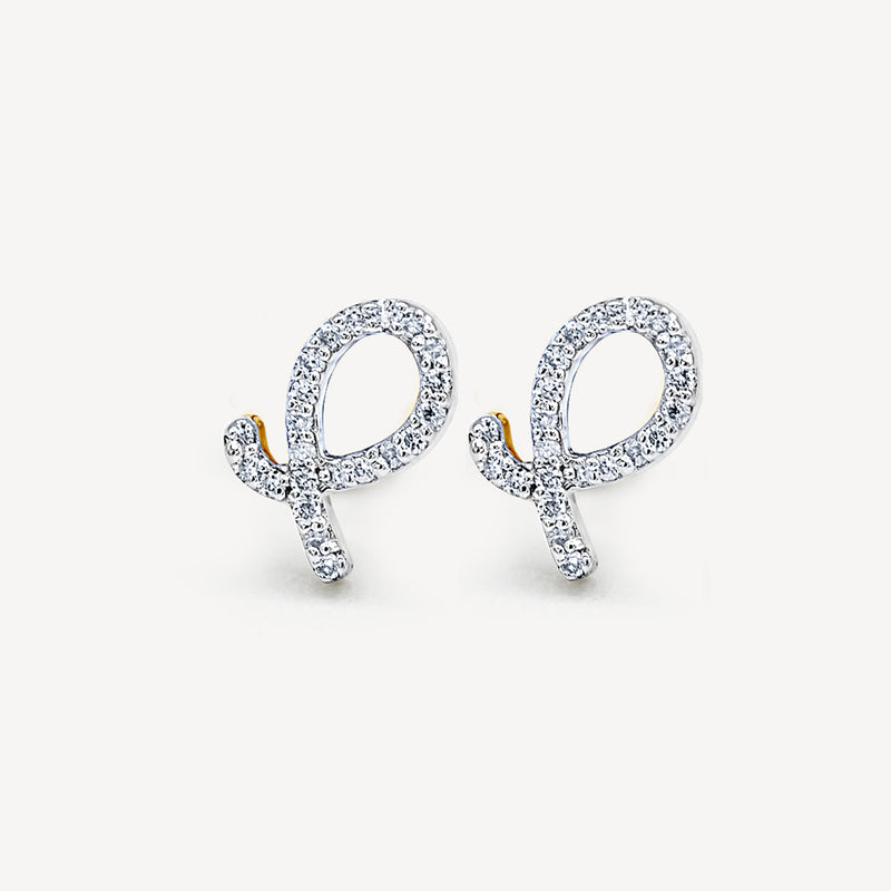 Boucles d&#39;oreilles diamant avec logo P en or 10 carats