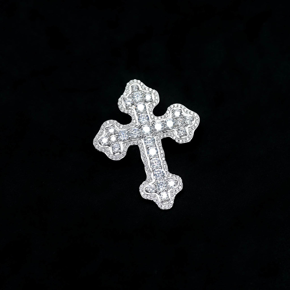 Gold Presidents Diamond Cross Pendant Large Clustered Cross In White Gold