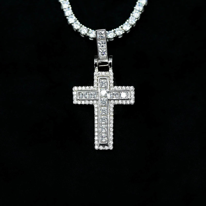 Gold Presidents Diamond Cross Pendant White Gold / 18&quot; Rope Chain - 2mm Iced Emerald Cross
