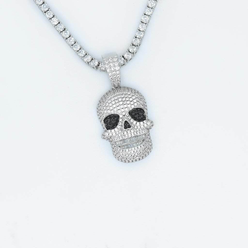 Skull Necklace - cool skull pendant with 42 Clear crystals - Controse