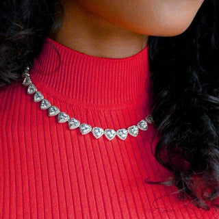 Collar de tenis con corazones agrupados - Oro blanco / dieciséis"