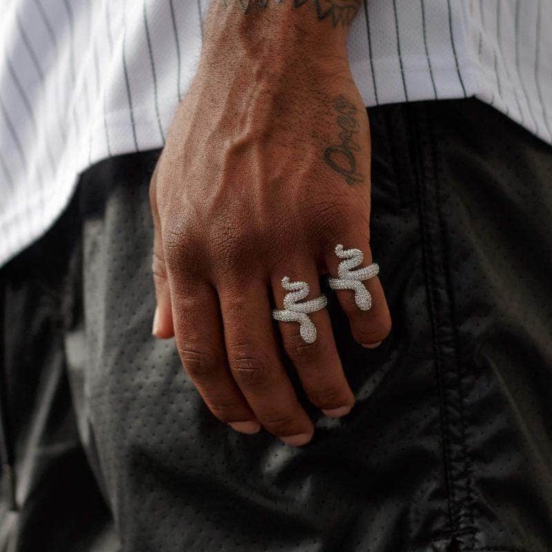 Gold Presidents Pendant Snake Ring in White Gold