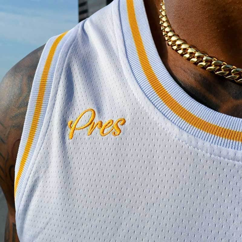 Chase Your Dreams Basketball Jersey Size M - Gold Presidents